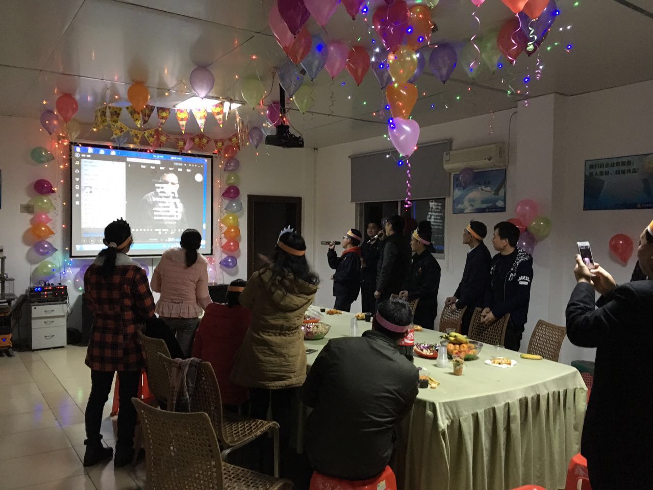 2016年第一季度員工生日晚會，不歡不散