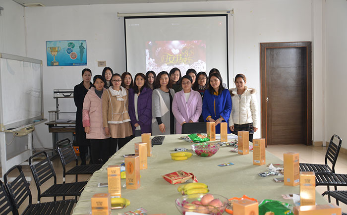 揚鑫發(fā)精神，展巾幗風采-鑫發(fā)婦女節(jié)茶話會